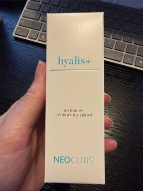 NIB NEOCUTIS Hyalis+ Intensive Hydrating Serum 1.0 fl oz